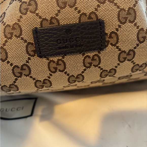 Gucci Brown Monogram Backpack - Picture 5 of 8
